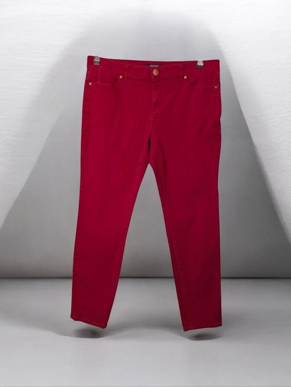 Daisy Fuentes 12 Red Skinny Jeans